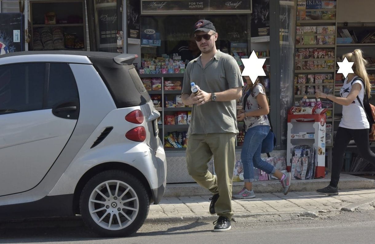 Γλυφάδα Συναντήσαμε το Μιχάλη Χατζηγάννη στο περίπτερο της γειτονιάς του 1 1