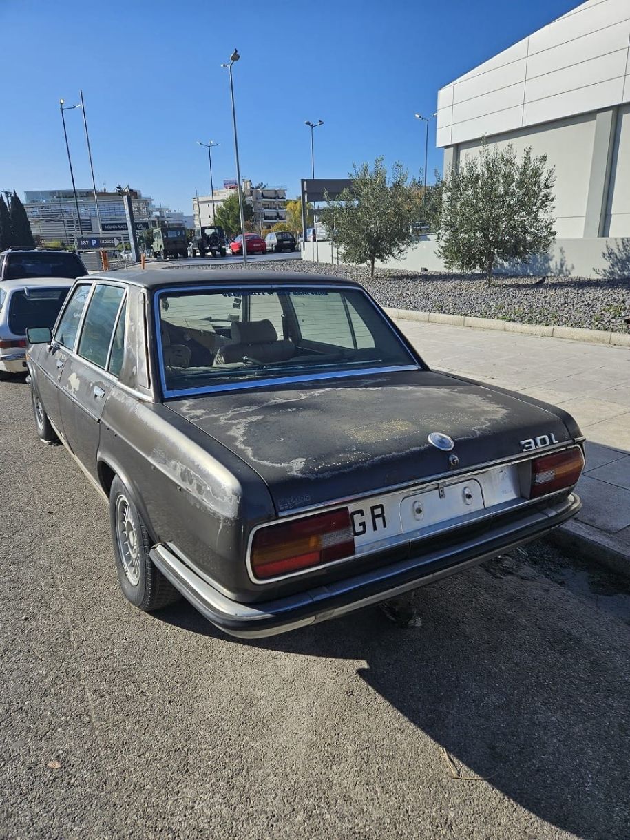 Τι συμβαίνει στη Γλυφάδα BMW σχεδόν 50 ετών έτοιμη ν αναστηθεί 1